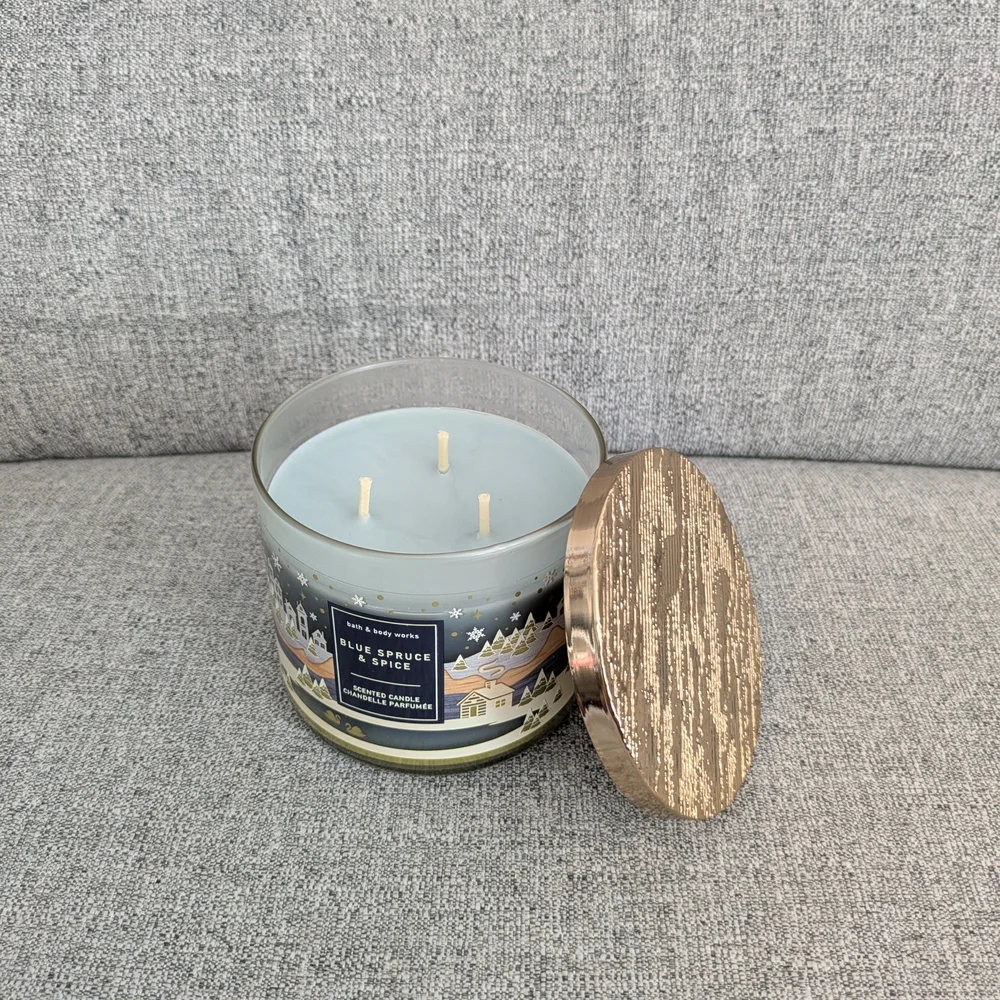 Bath & Body Works Blue Spruce & Spice 3-Wick Scented Candle - Picture 2 of 3